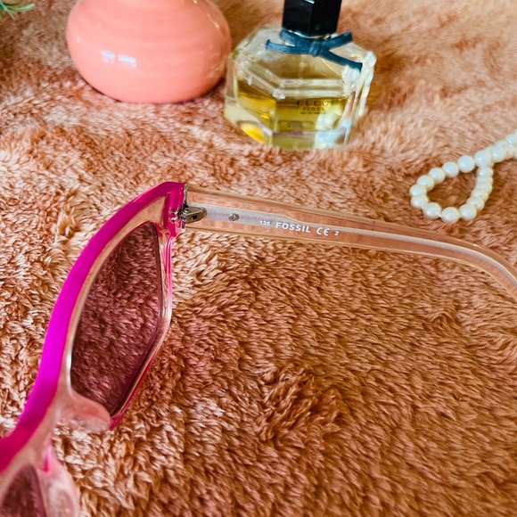 Fossil Sunglasses - Picture 6 of 7